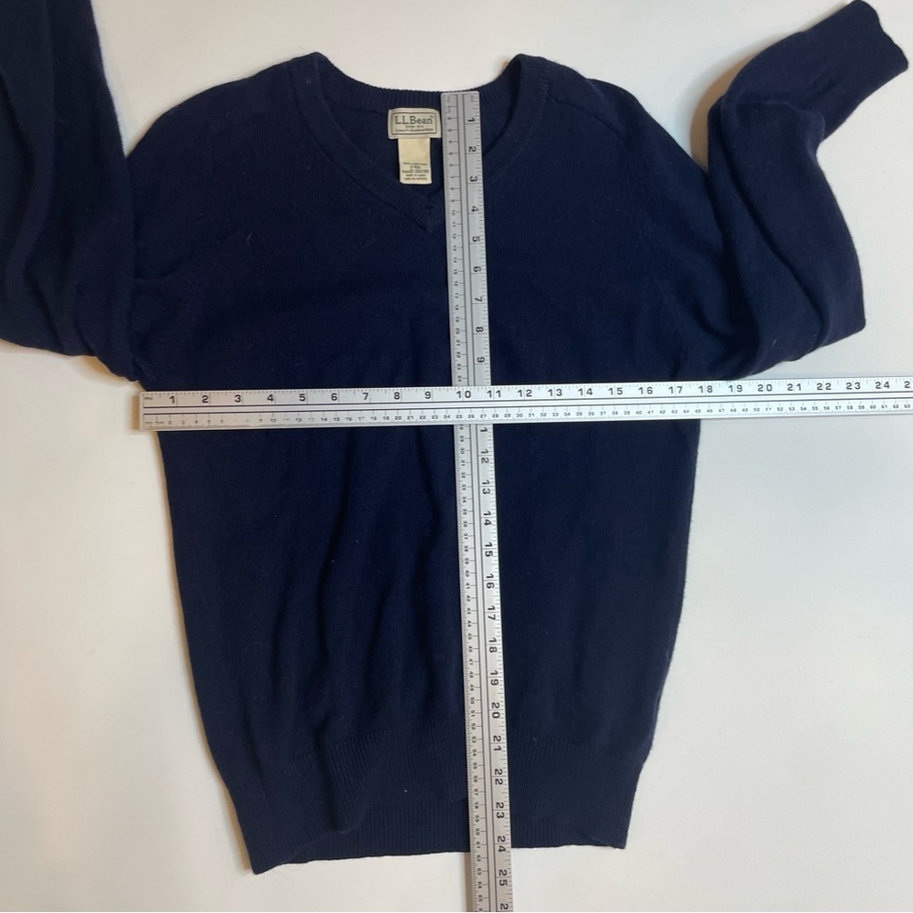 💙🧶 Vintage L.L. Bean Women’s Navy Blue V-Neck Sweater | Size S-Regular 🧶💙 - Picture 10 of 12
